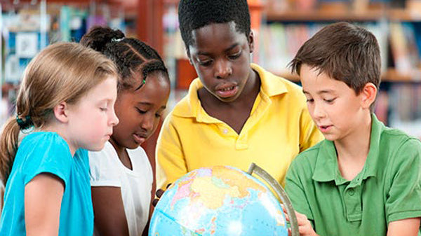 DEI Parenting Hub, how to raise inclusive kids